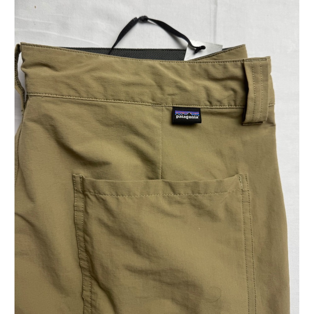 Patagonia Mens Quandary Shorts Size 35 Khaki Tan Hiking Outdoor - Picture 2 of 16